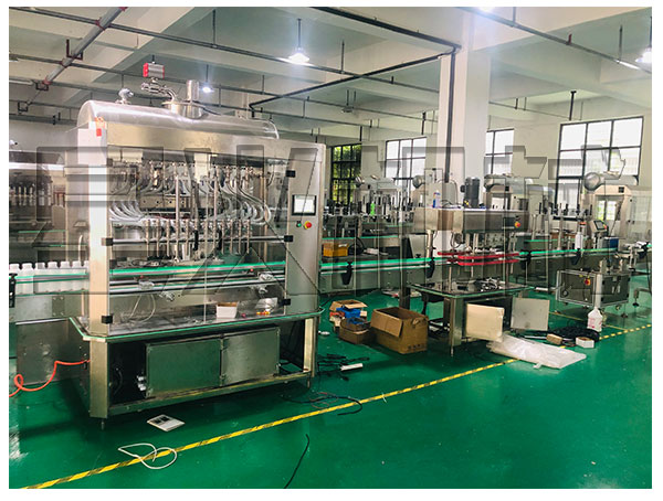 玻璃水灌裝機(jī)械設(shè)備