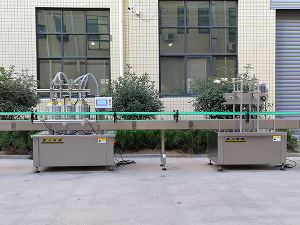 多功能調(diào)和油灌裝機(jī)設(shè)備