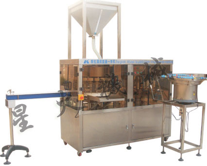 顆粒灌裝旋蓋一體機(jī)